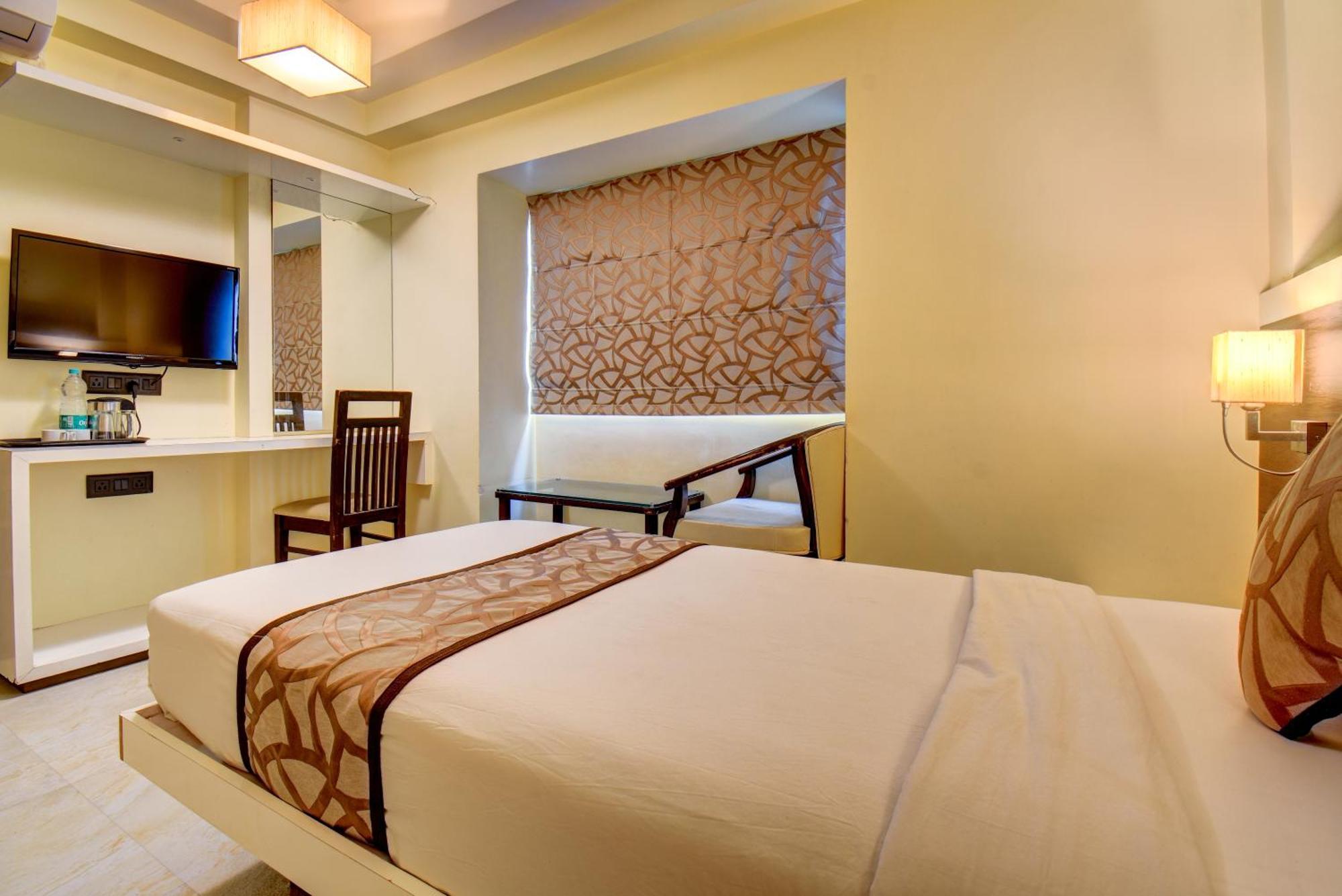 Hotel Deepali Executive Aurangabad  Exterior foto