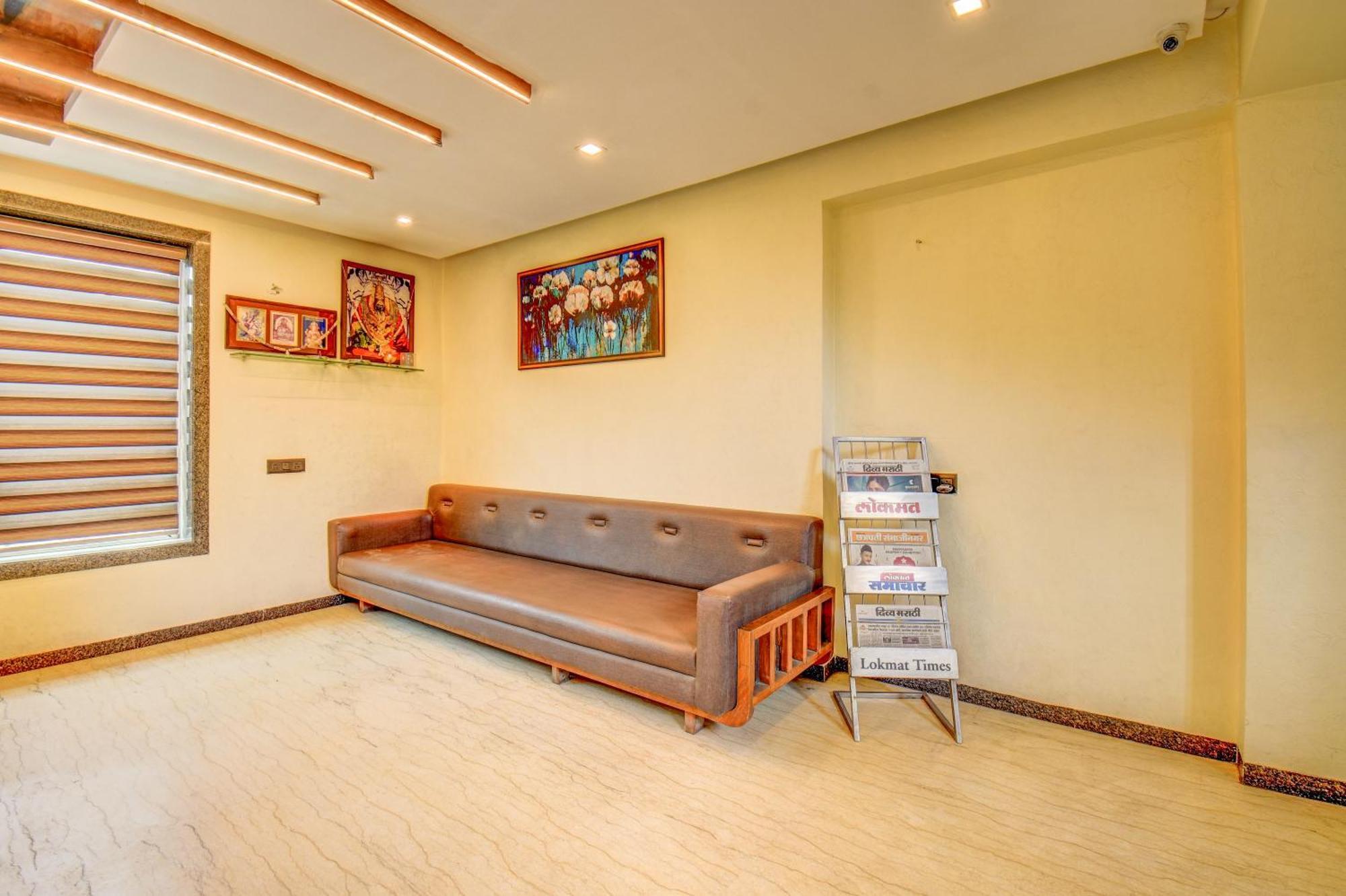 Hotel Deepali Executive Aurangabad  Exterior foto