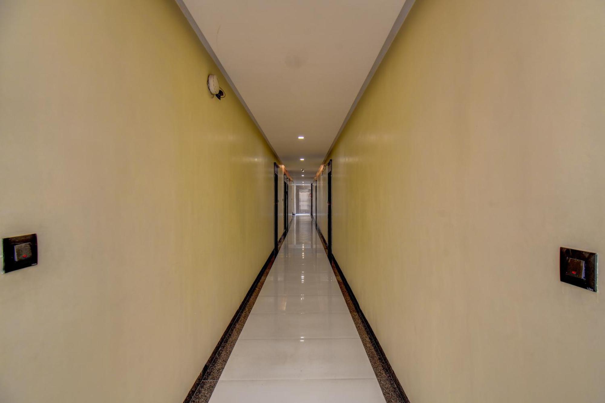 Hotel Deepali Executive Aurangabad  Exterior foto