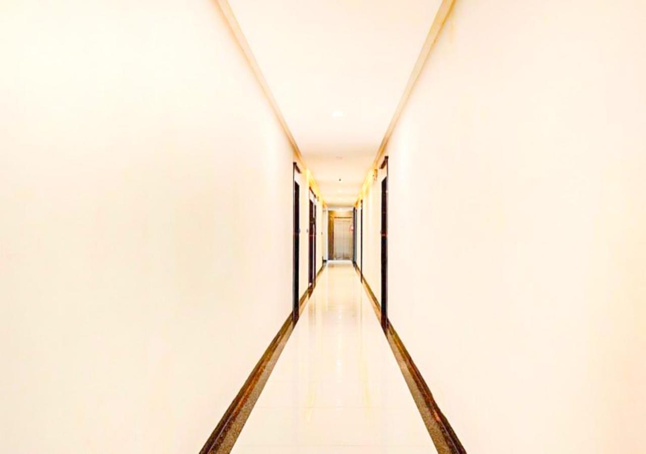 Hotel Deepali Executive Aurangabad  Exterior foto