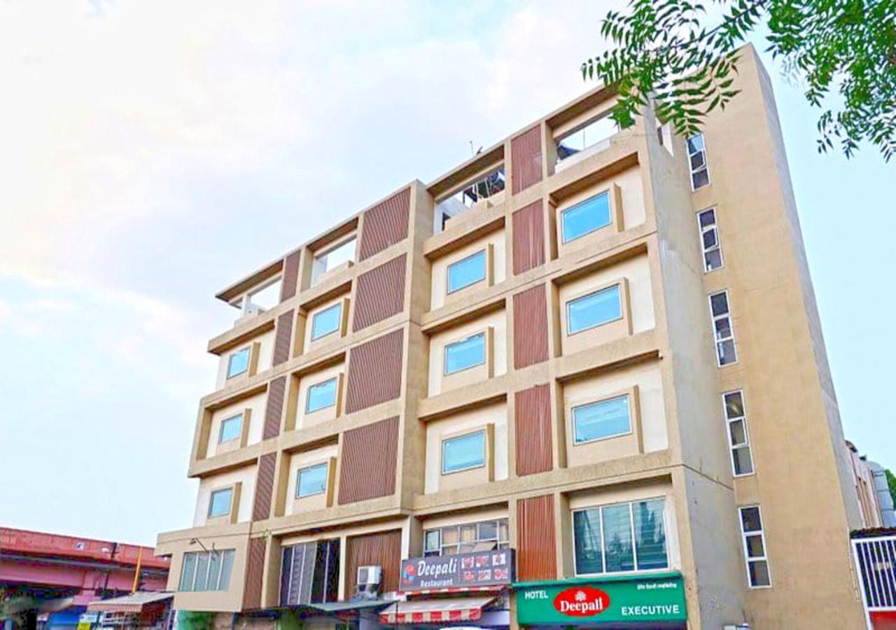 Hotel Deepali Executive Aurangabad  Exterior foto