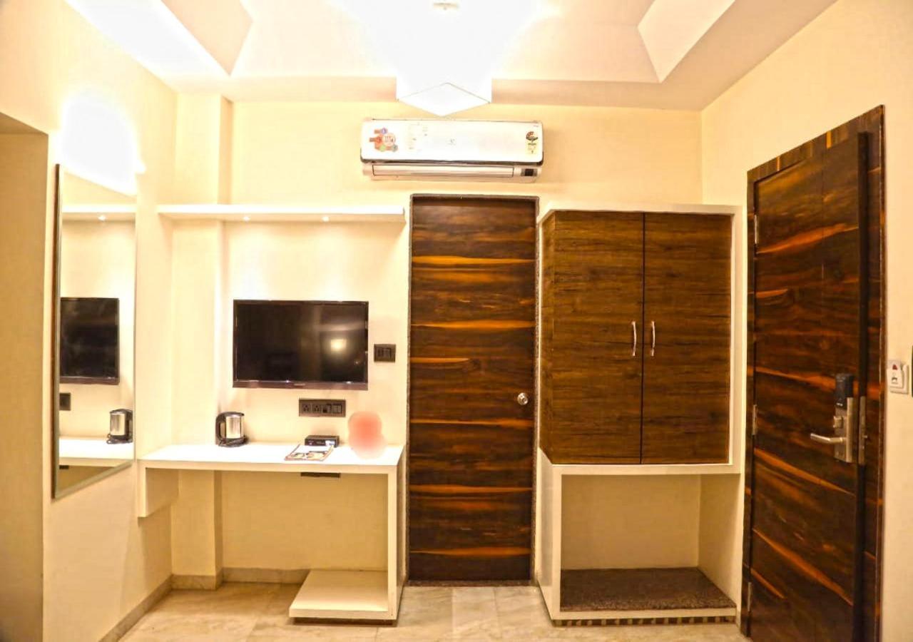 Hotel Deepali Executive Aurangabad  Exterior foto